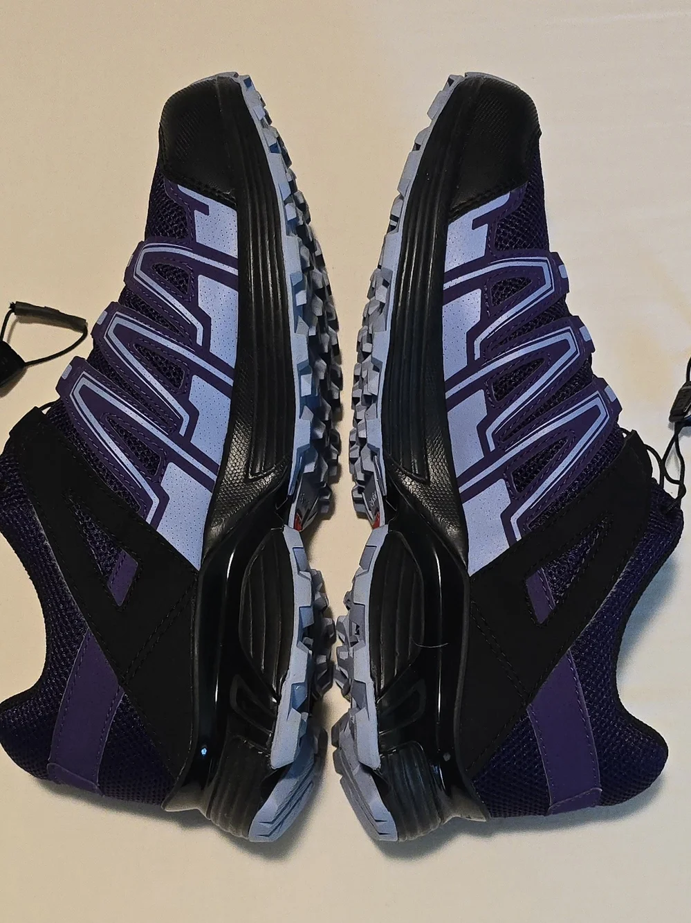 Salomon Women's Purple and Light Blue Trail Sneakers